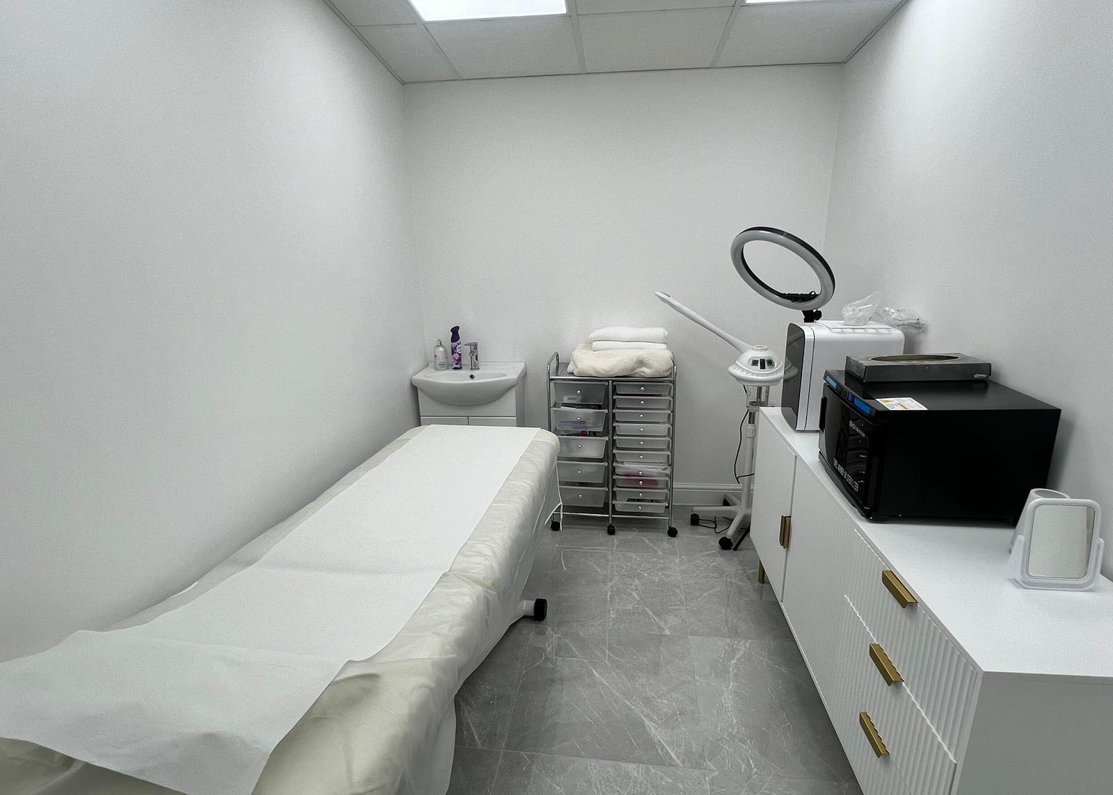 Beauty Shop Interior 4